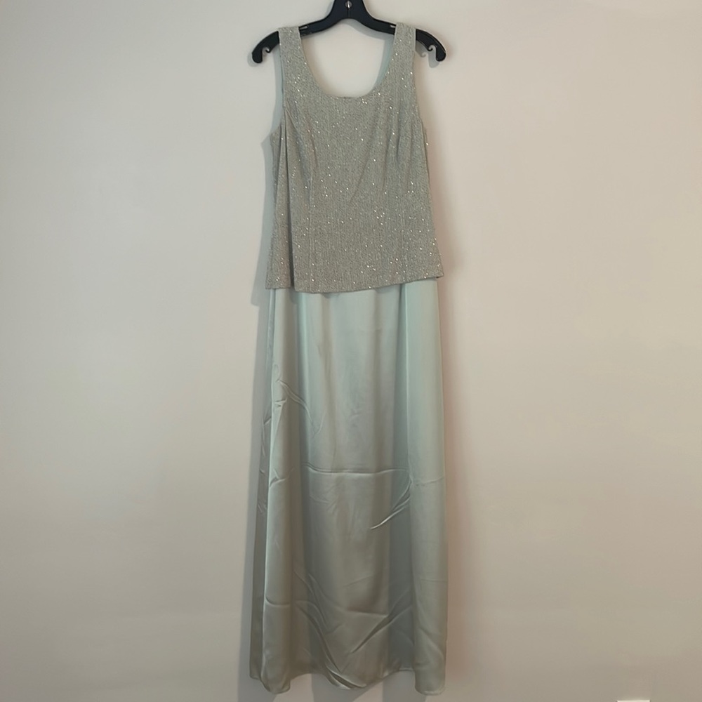 Oblique Mint 2 Piece Formal Dress Set